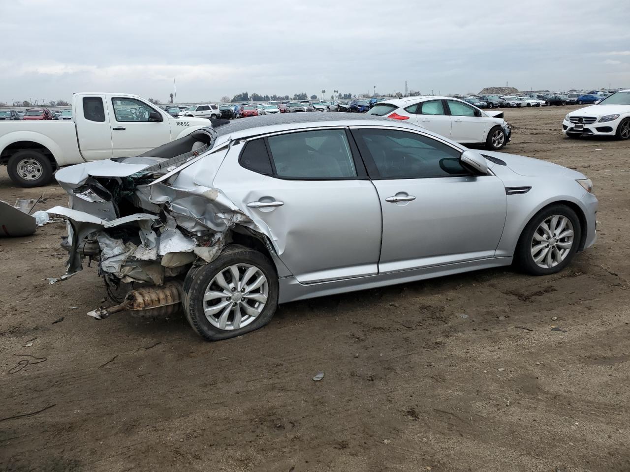 Image 3 of 2015 KIA OPTIMA EX 2015 with VIN 5XXGN4A72FG492332