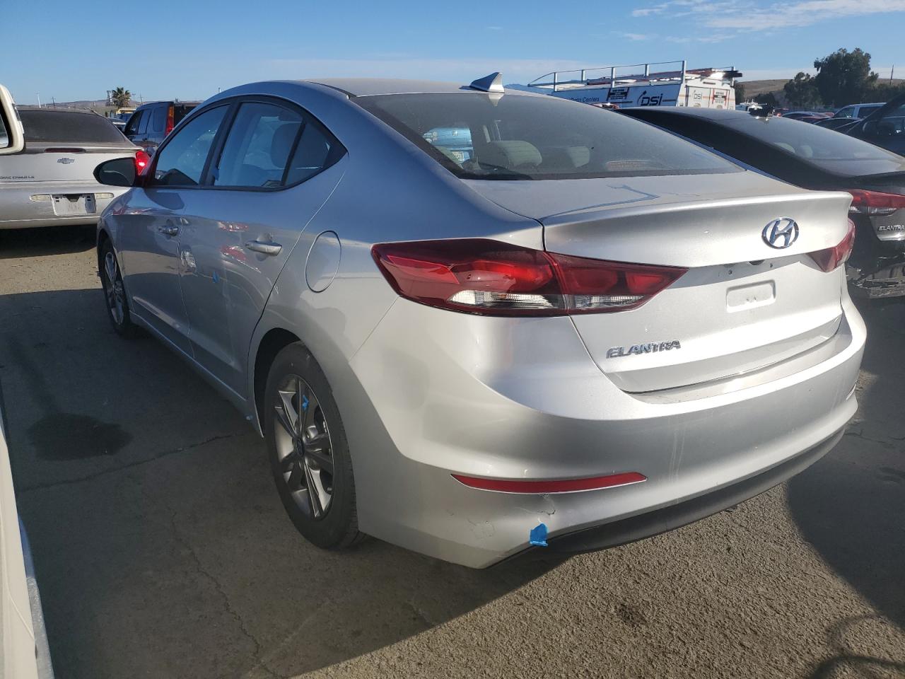 Image 2 of 2018 HYUNDAI ELANTRA SEL 2018 with VIN 5NPD84LF4JH359938