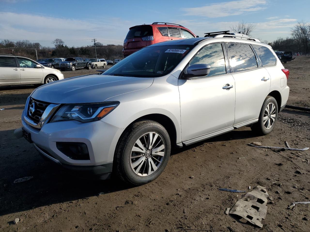 Image 1 of 2018 NISSAN PATHFINDER S 2018 with VIN 5N1DR2MM7JC654585