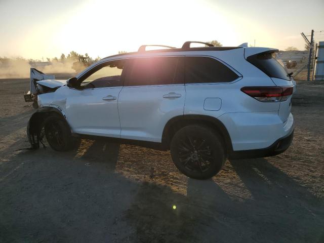 Изображение 2 2019 TOYOTA HIGHLANDER SE 2019 с VIN 5TDKZRFH4KS310183