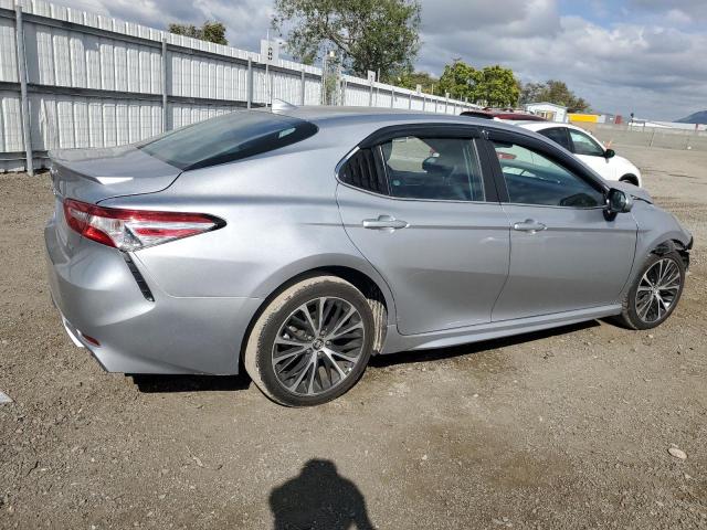 Изображение 3 2020 TOYOTA CAMRY SE 2020 с VIN 4T1G11AK7LU871634