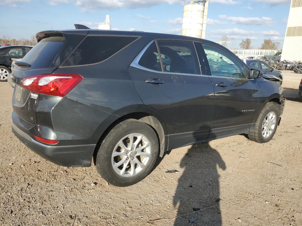 Изображение 3 2018 CHEVROLET EQUINOX LT 2018 с VIN 2GNAXJEVXJ6244989