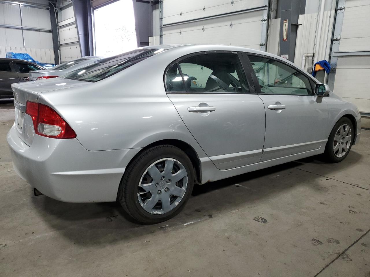 Image 3 of 2009 HONDA CIVIC LX 2009 with VIN 1HGFA15529L000323