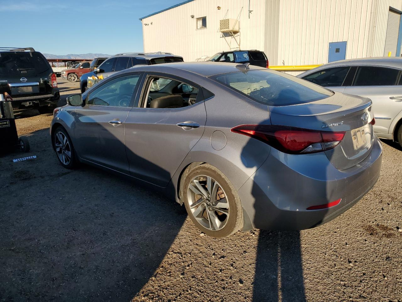 Изображение 2 2015 HYUNDAI ELANTRA SE 2015 с VIN KMHDH4AE5FU327938