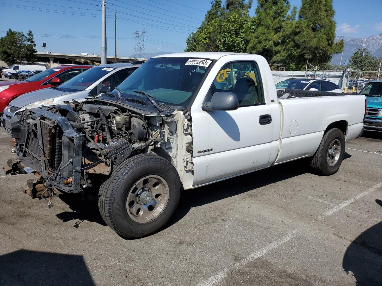 Image 1 of 2000 CHEVROLET SILVERADO C1500 2000 with VIN 1GCEC14T2YE129024