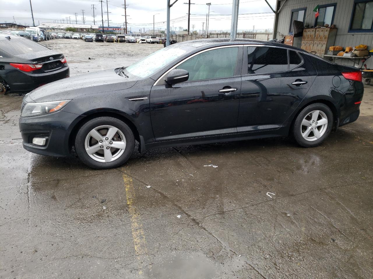 Obraz 1 z 2015 KIA OPTIMA LX 2015 z VIN 5XXGM4A7XFG362446