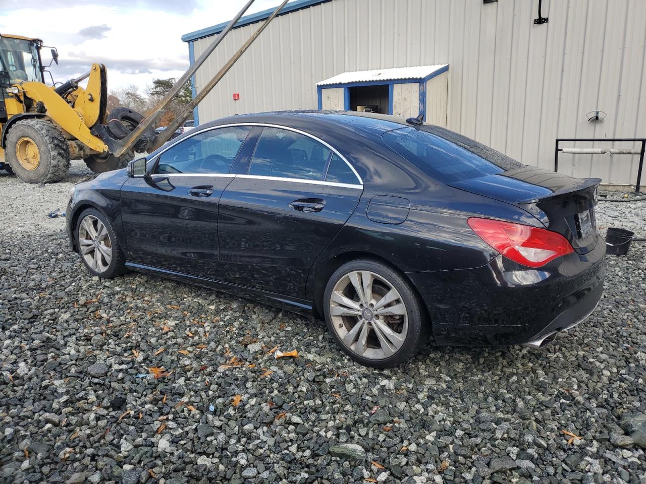 Image 2 of 2014 MERCEDES-BENZ CLA 250 2014 with VIN WDDSJ4EB8EN041922