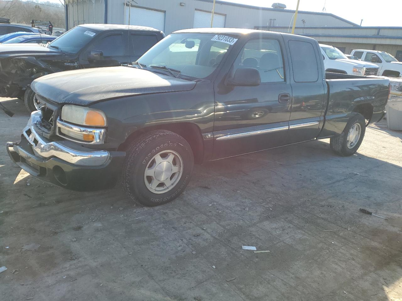Obraz 1 z 2004 GMC NEW SIERRA C1500 2004 z VIN 2GTEC19T441280595