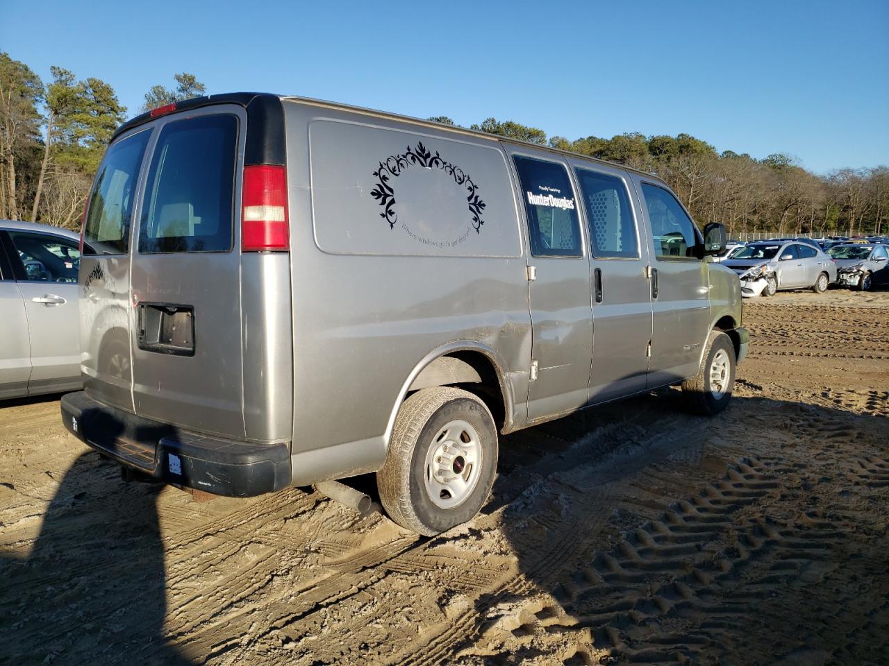 Image 3 of 2004 GMC SAVANA G2500 2004 with VIN 1GTGG25V141154338