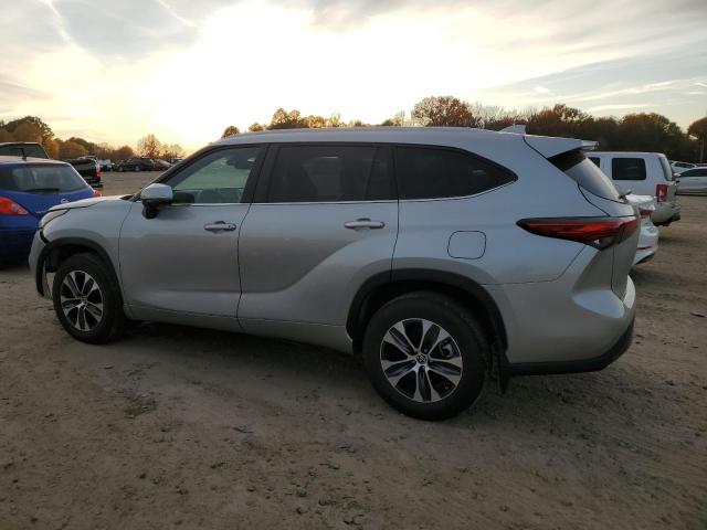 Obraz 2 z 2023 TOYOTA HIGHLANDER L 2023 z VIN 5TDKDRBH3PS028578