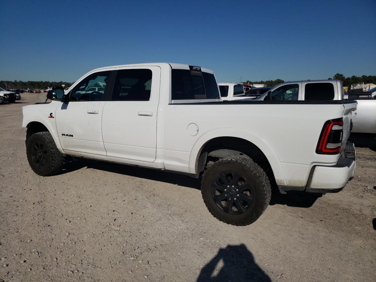 Image 2 of 2021 RAM 2500 LARAMIE 2021 with VIN 3C6UR5FL1MG559541