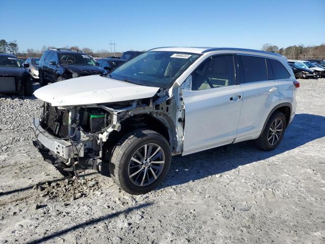 2017 TOYOTA HIGHLANDER SE 2017 image