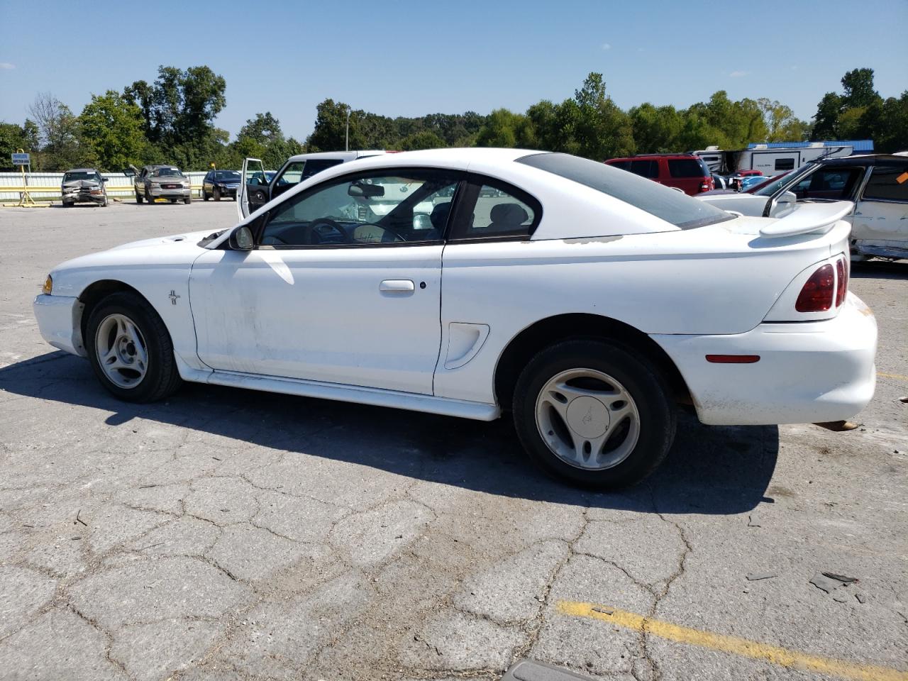 Obraz 2 z 1996 FORD MUSTANG  1996 z VIN 1FALP4041TF206244