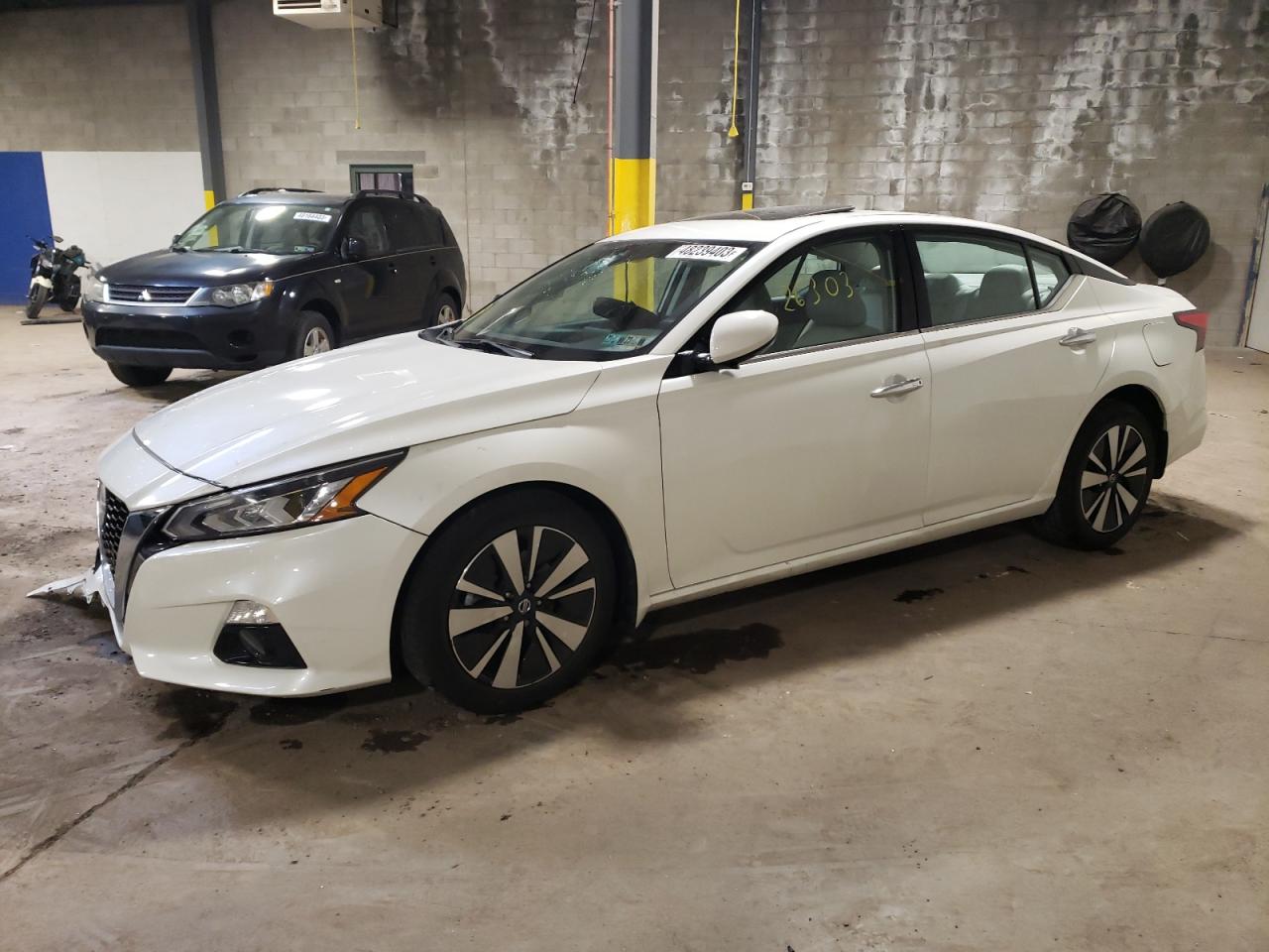 Image 1 of 2020 NISSAN ALTIMA SV 2020 with VIN 1N4BL4DV6LC189372