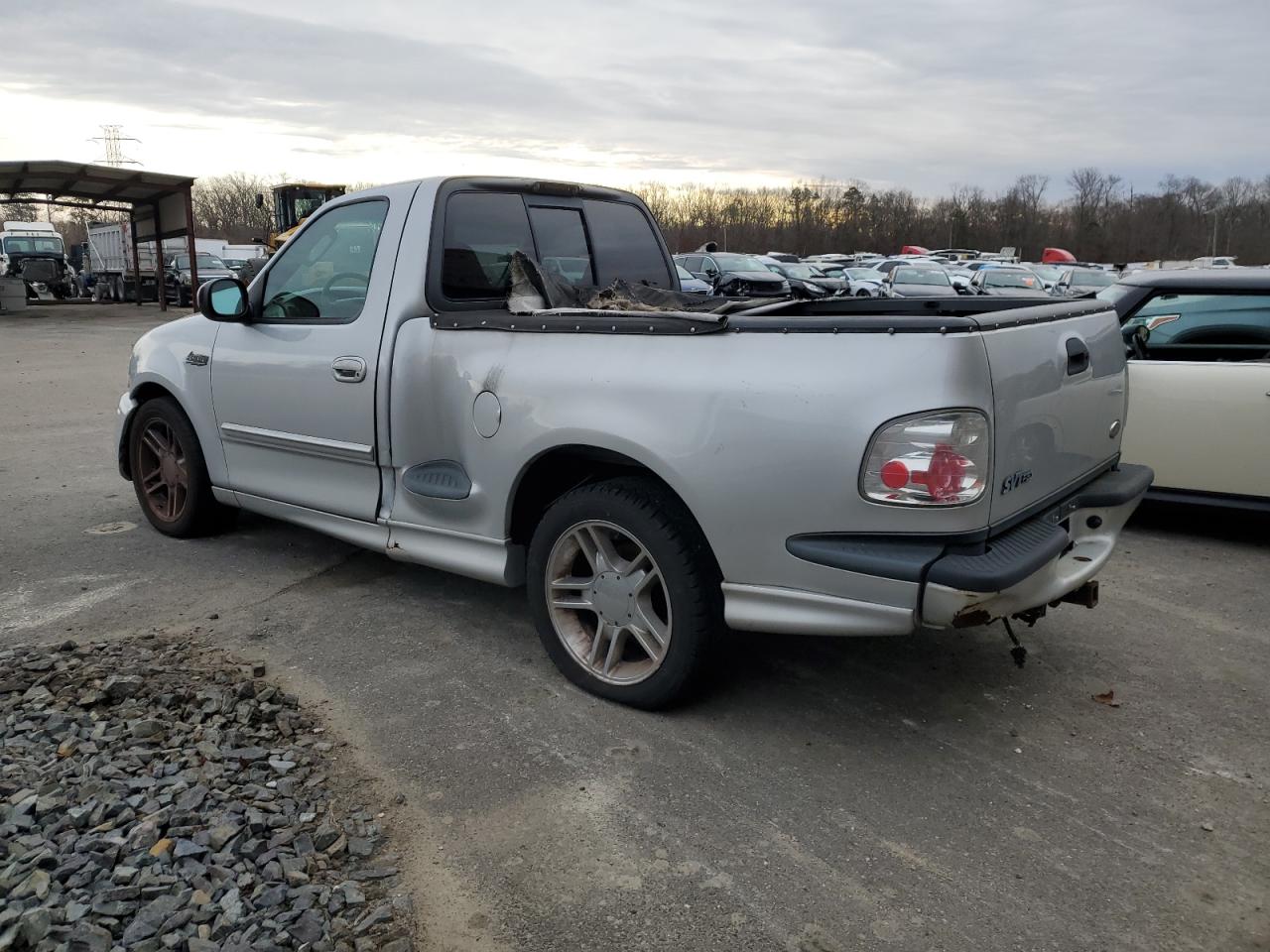 Image 2 of 2004 FORD F150 SVT LIGHTNING 2004 with VIN 2FTRF07364CA64614