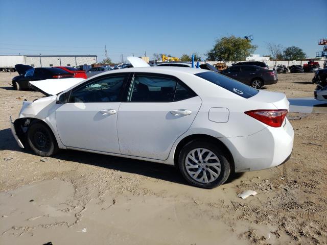 Изображение 2 2018 TOYOTA COROLLA L 2018 с VIN 5YFBURHE7JP792026