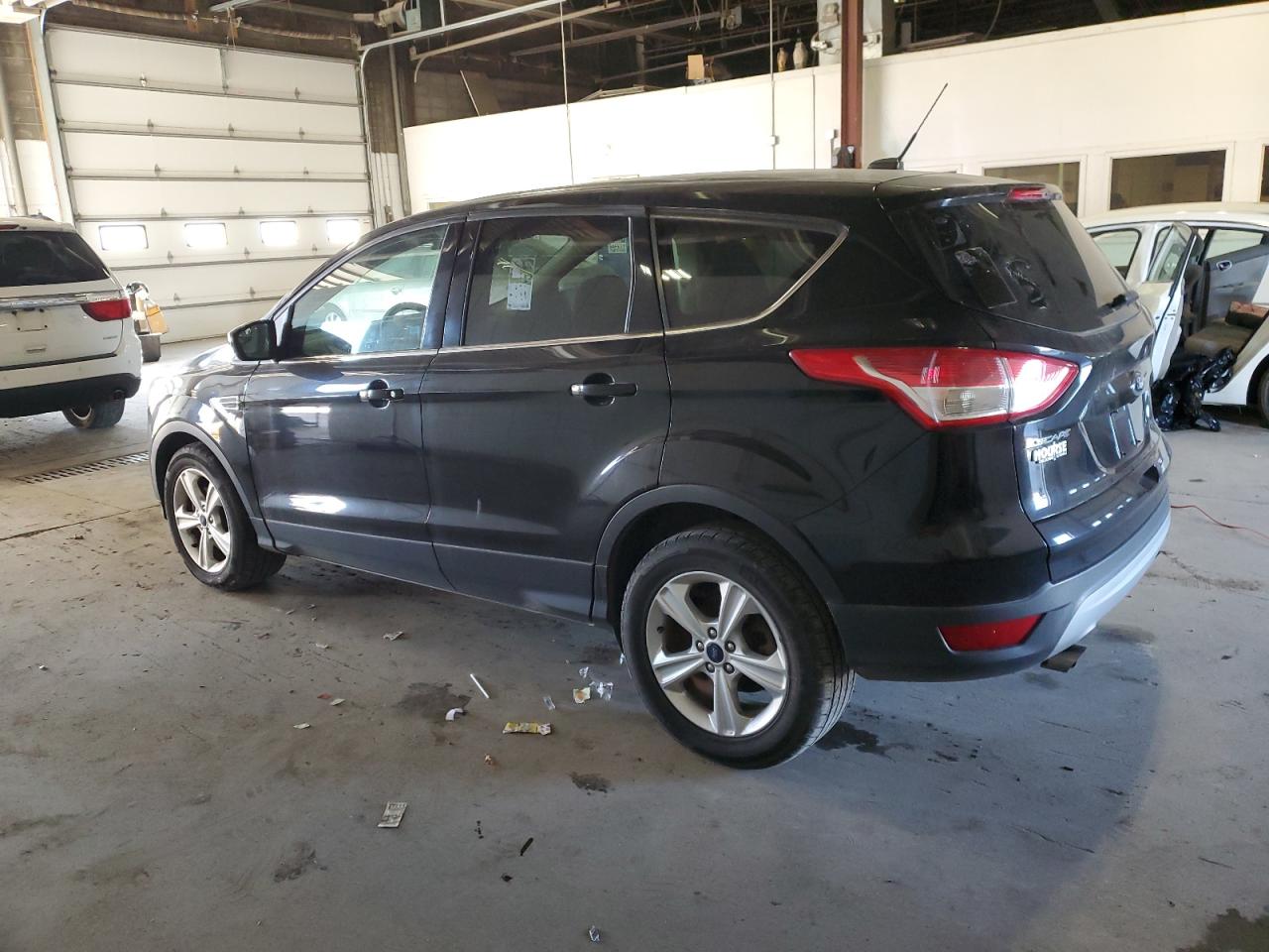 Image 2 of 2016 FORD ESCAPE SE 2016 with VIN 1FMCU9GX9GUA50872