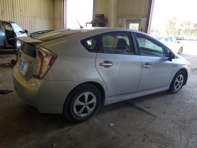 Image 3 of 2013 TOYOTA PRIUS  2013 with VIN JTDKN3DU5D5588835