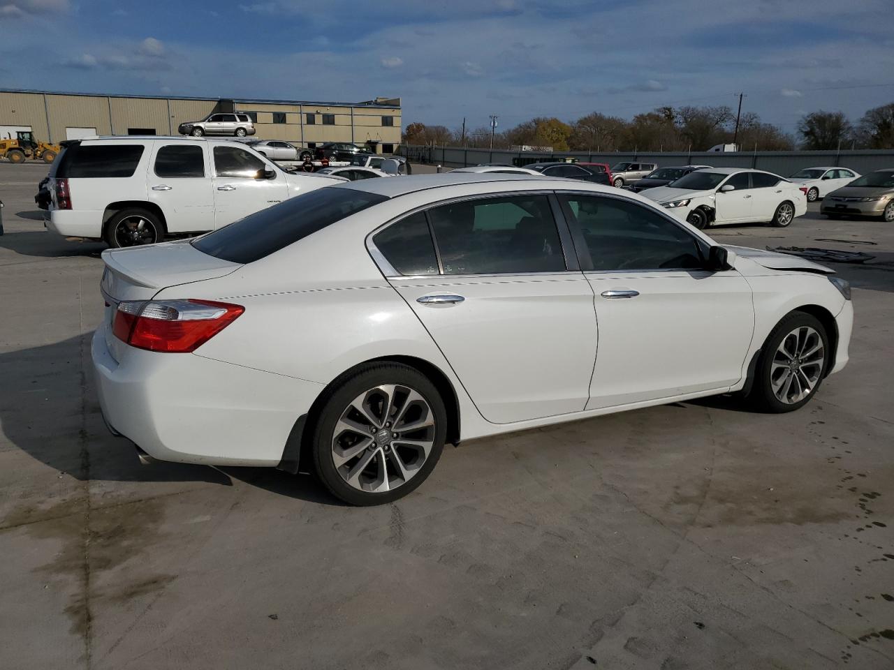 Image 3 of 2015 HONDA ACCORD SPORT 2015 with VIN 1HGCR2F58FA193567