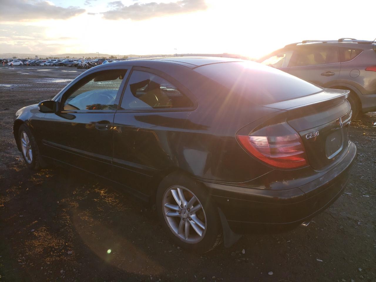 Image 2 of 2003 MERCEDES-BENZ C 230K SPORT COUPE 2003 with VIN WDBRN40J83A397110