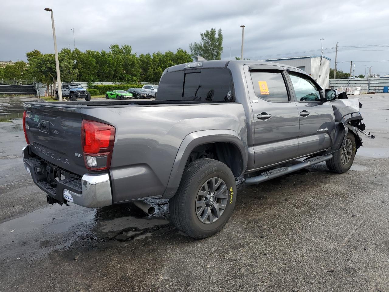 Image 3 of 2021 TOYOTA TACOMA DOUBLE CAB 2021 with VIN 5TFAZ5CN4MX100758