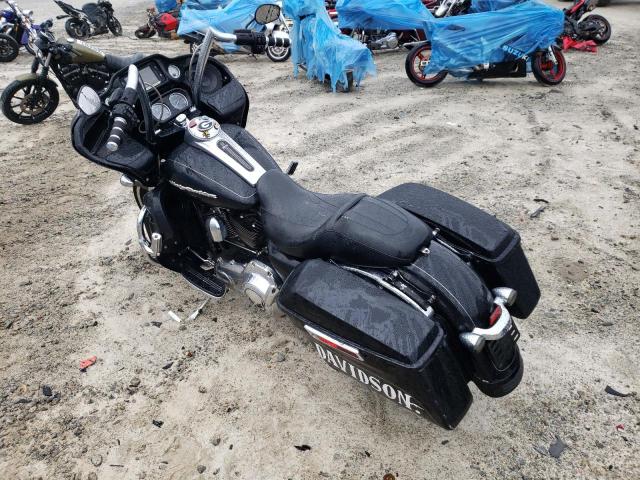 Image 3 of 2015 HARLEY-DAVIDSON FLTRXS ROAD GLIDE SPECIAL 2015 with VIN 1HD1KTM15FB637951