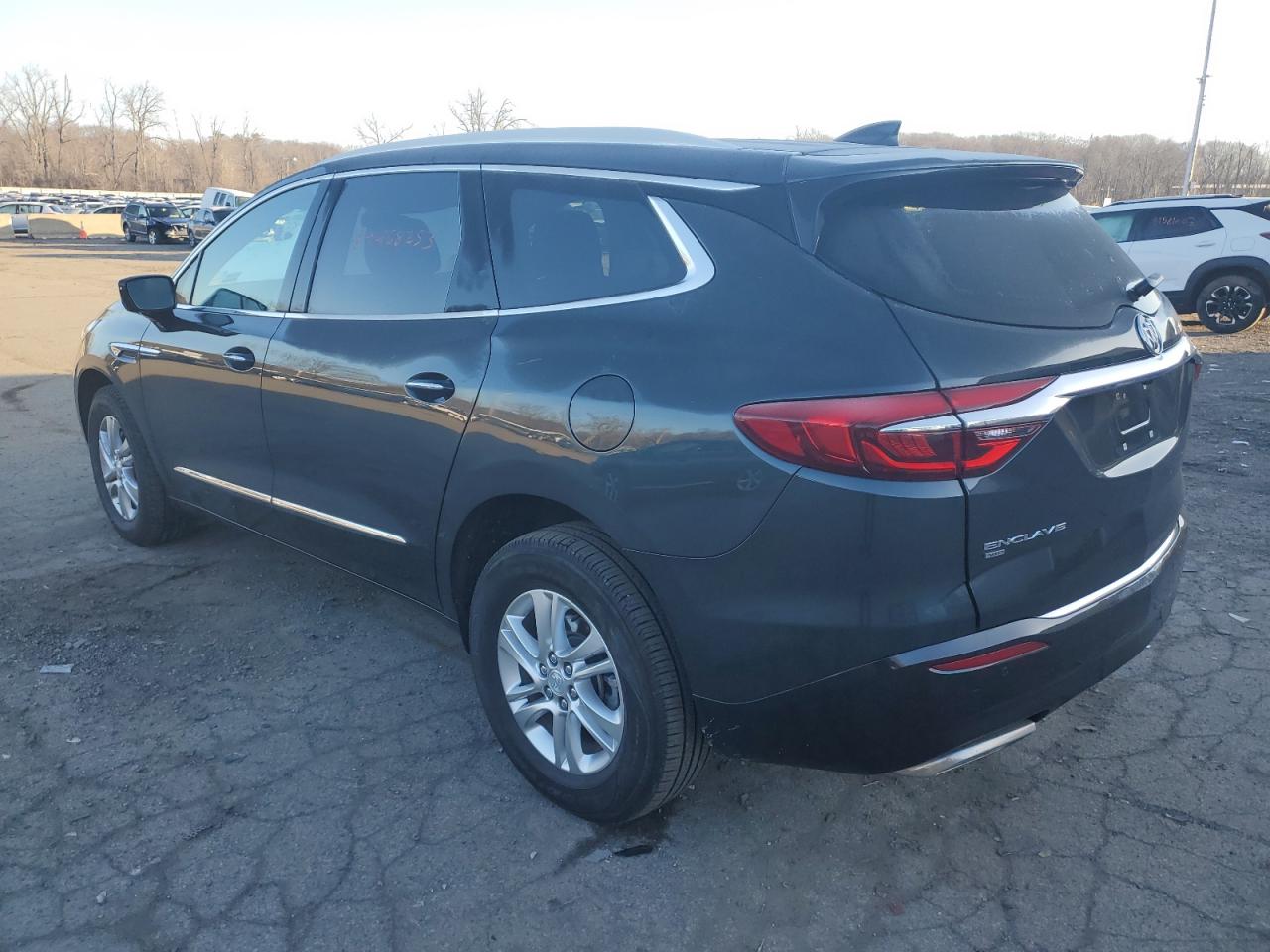 Изображение 2 2020 BUICK ENCLAVE ESSENCE 2020 с VIN 5GAEVAKW6LJ274849