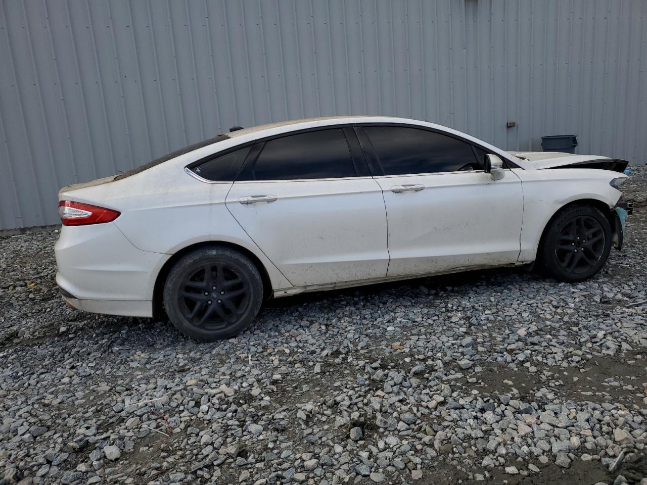 Image 3 of 2013 FORD FUSION SE 2013 with VIN 3FA6P0H72DR101494