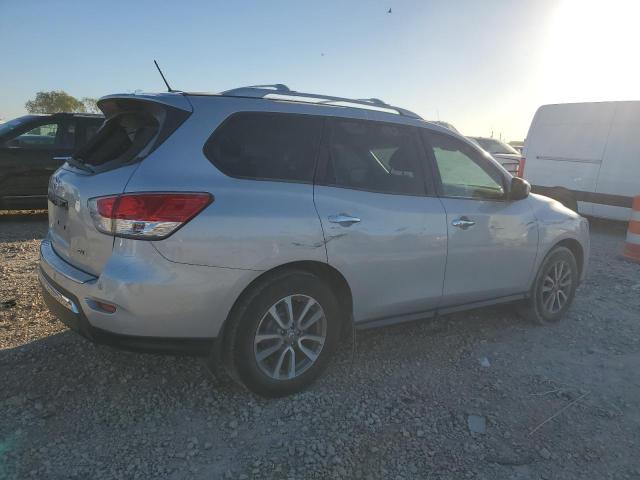Image 3 of 2015 NISSAN PATHFINDER S 2015 with VIN 5N1AR2MN3FC720228