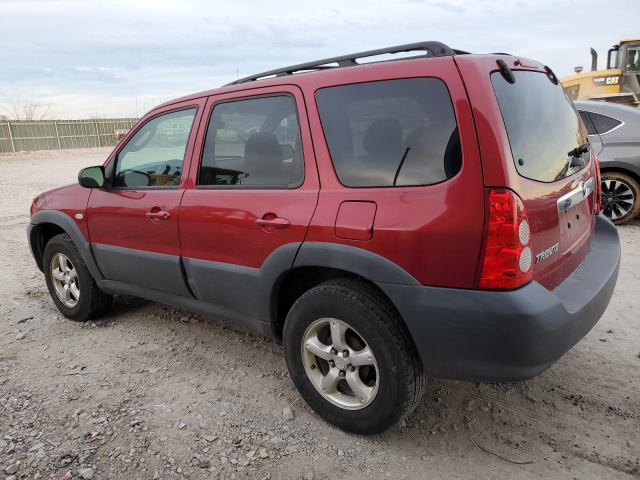 Image 2 of 2006 MAZDA TRIBUTE I 2006 with VIN 4F2YZ02Z26KM10431
