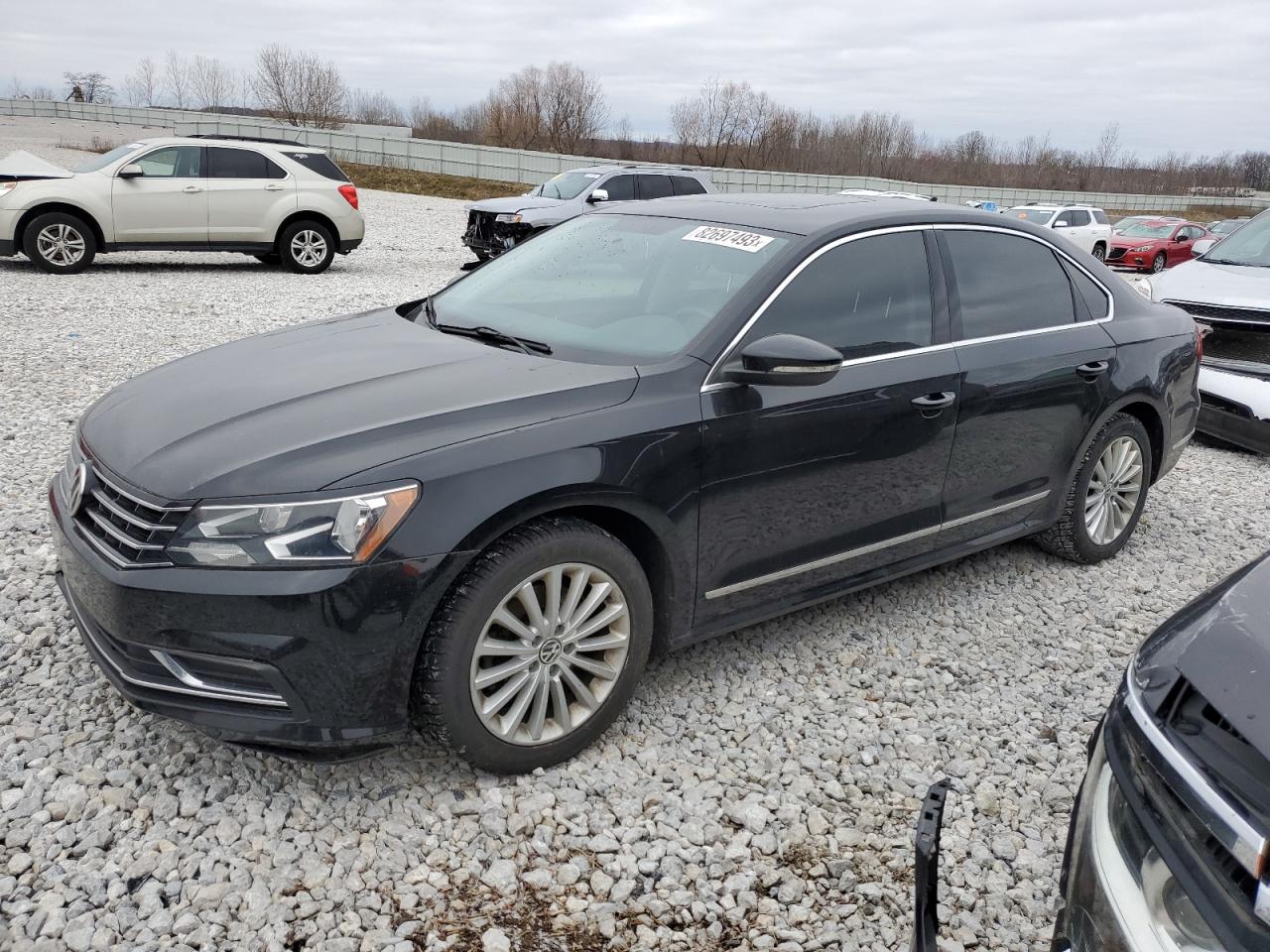 Изображение 1 2016 VOLKSWAGEN PASSAT SE 2016 с VIN 1VWBT7A3XGC014902