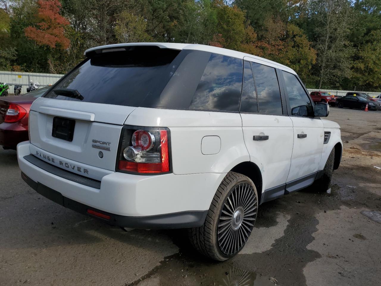 Image 3 of 2011 LAND ROVER RANGE ROVER SPORT LUX 2011 with VIN SALSK2D47BA281005