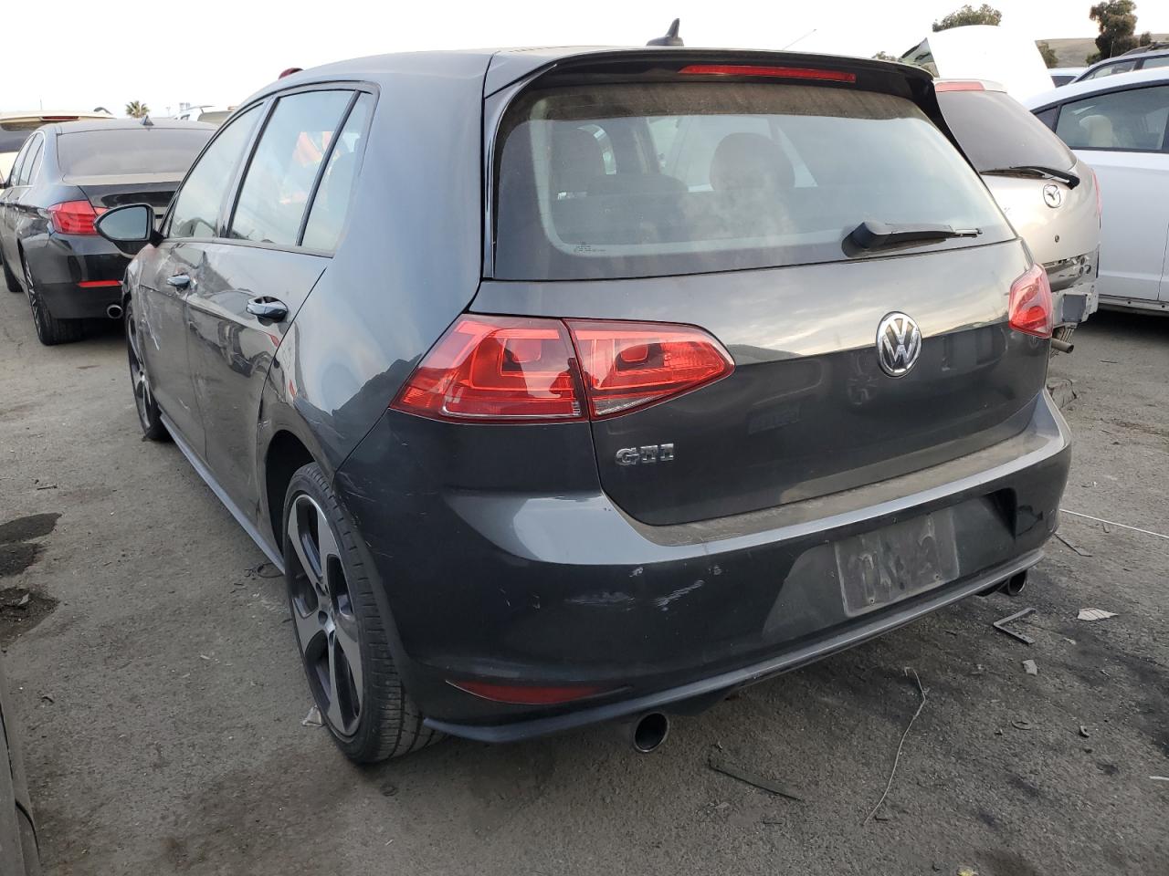 Obraz 2 z 2016 VOLKSWAGEN GTI S/SE 2016 z VIN 3VW5T7AUXGM013737