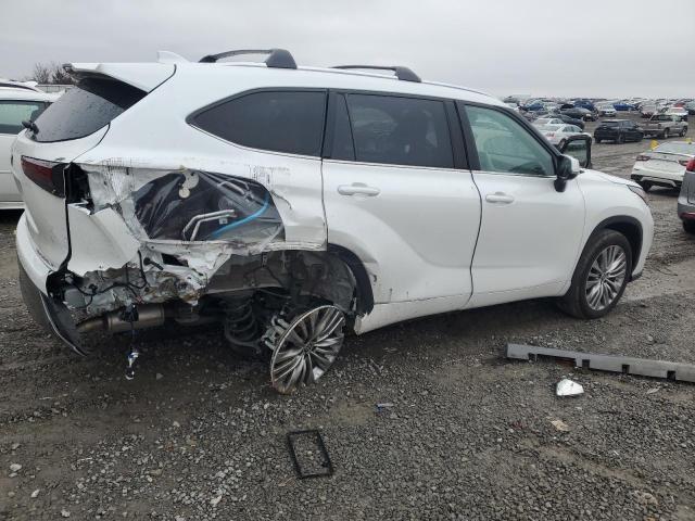 Изображение 3 2022 TOYOTA HIGHLANDER PLATINUM 2022 с VIN 5TDFZRBH5NS228569