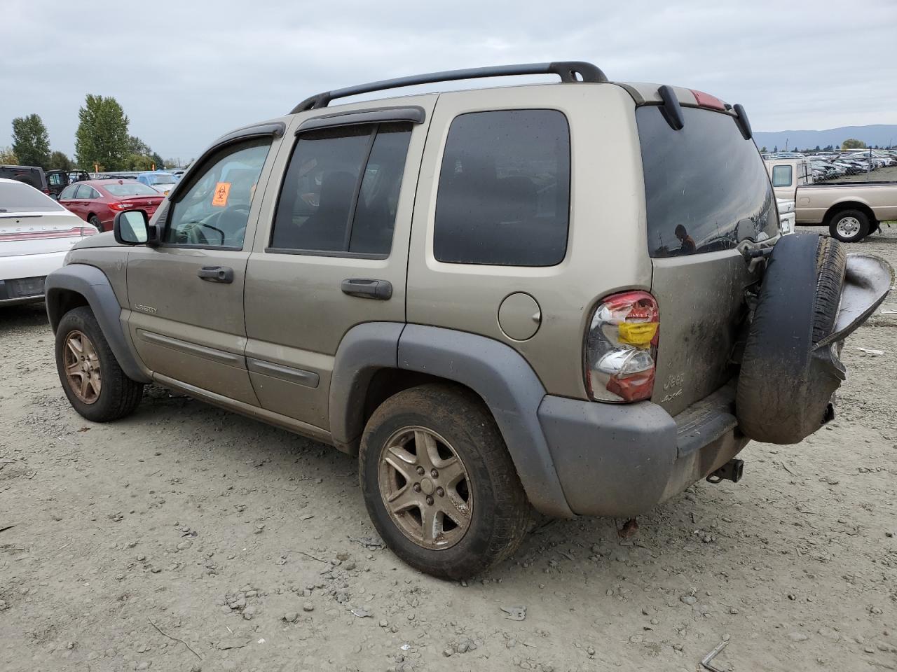 Image 2 of 2004 JEEP LIBERTY SPORT 2004 with VIN 1J4GL48K04W142042