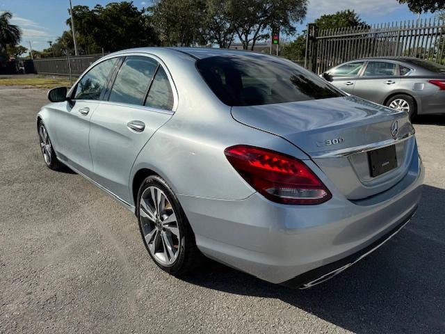 Image 2 of 2018 MERCEDES-BENZ C 300 2018 with VIN 55SWF4JBXJU264554