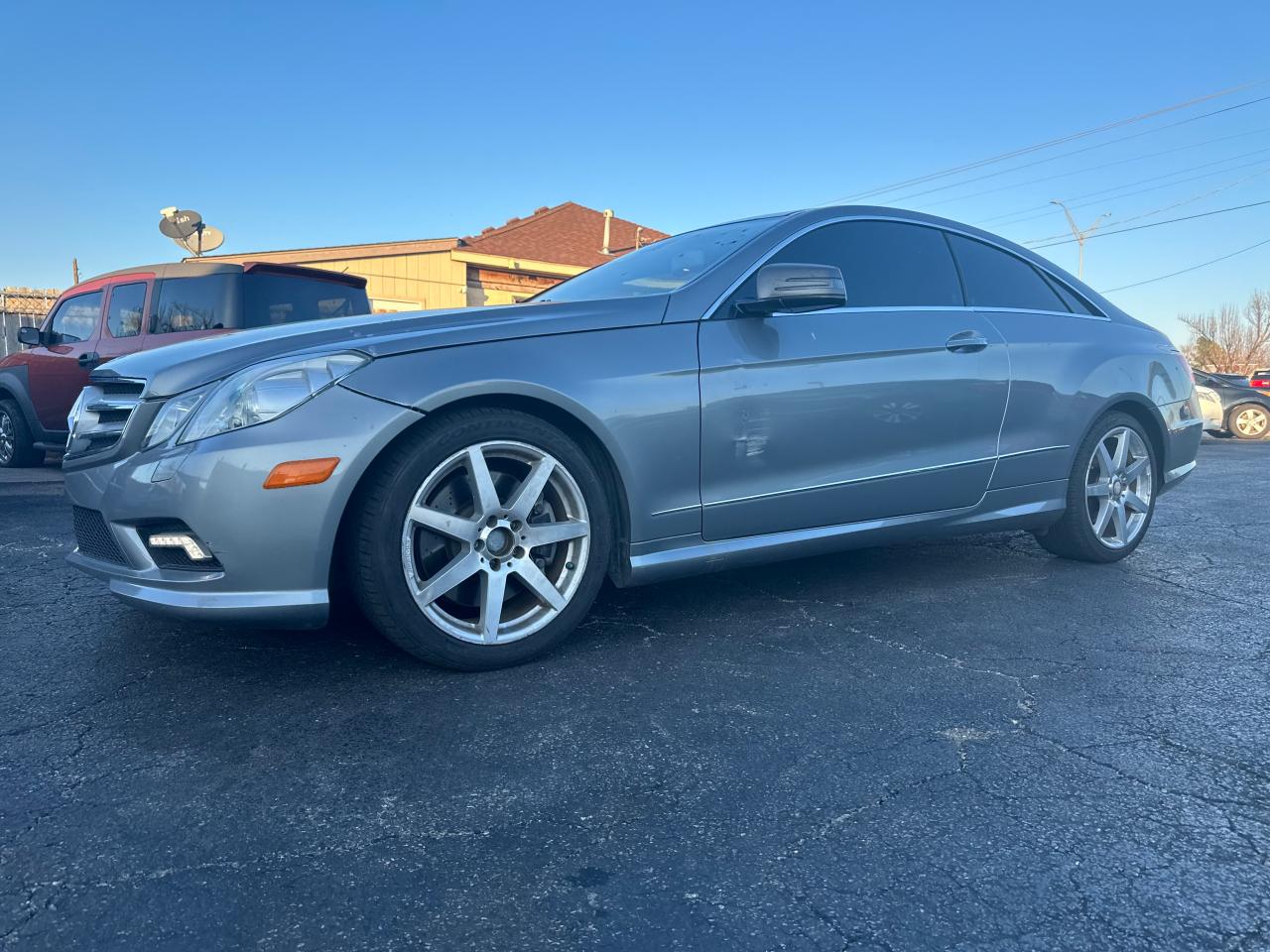 Image 2 of 2011 MERCEDES-BENZ E 550 2011 with VIN WDDKJ7CB5BF084110