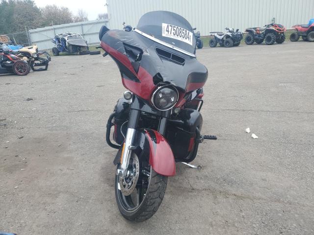 Image 2 of 2017 HARLEY-DAVIDSON FLHXSE CVO STREET GLIDE 2017 with VIN 1HD1PXF16HB952217
