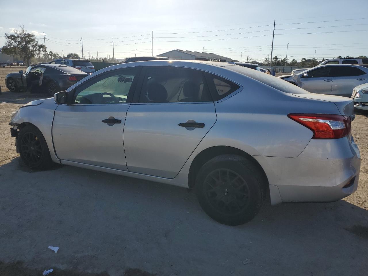 Изображение 2 2017 NISSAN SENTRA S 2017 с VIN 3N1AB7AP0HY338473