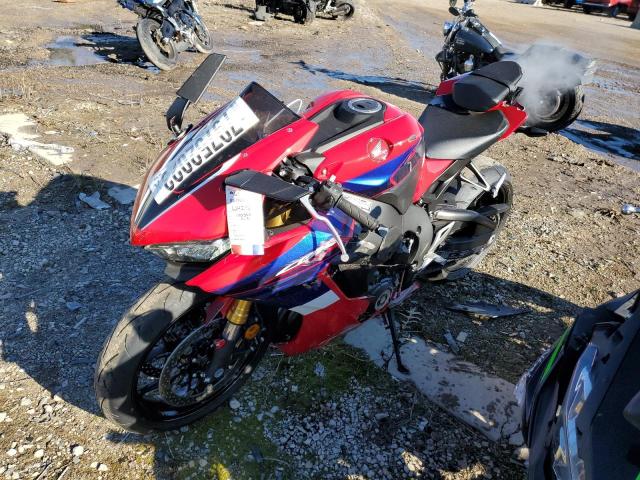 Image 2 of 2022 HONDA CBR1000 RR 2022 with VIN JH2SC7717NK500408