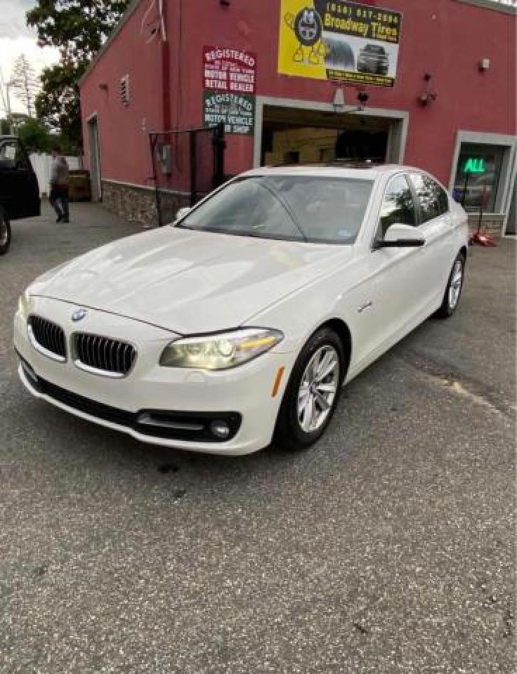 Image 2 of 2016 BMW 528 XI 2016 with VIN WBA5A7C52GG149396