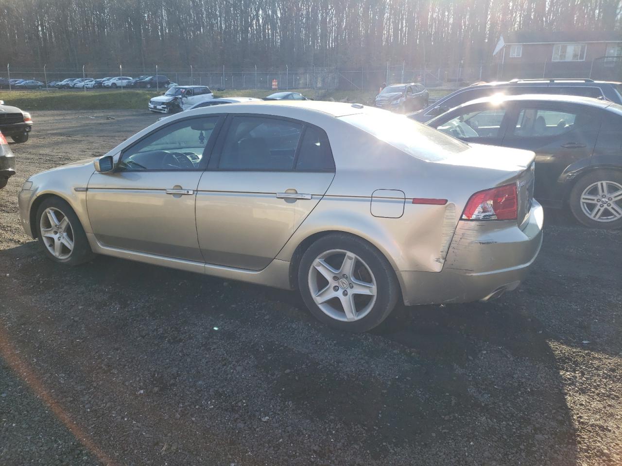 Изображение 2 2005 ACURA TL  2005 с VIN 19UUA66255A067674