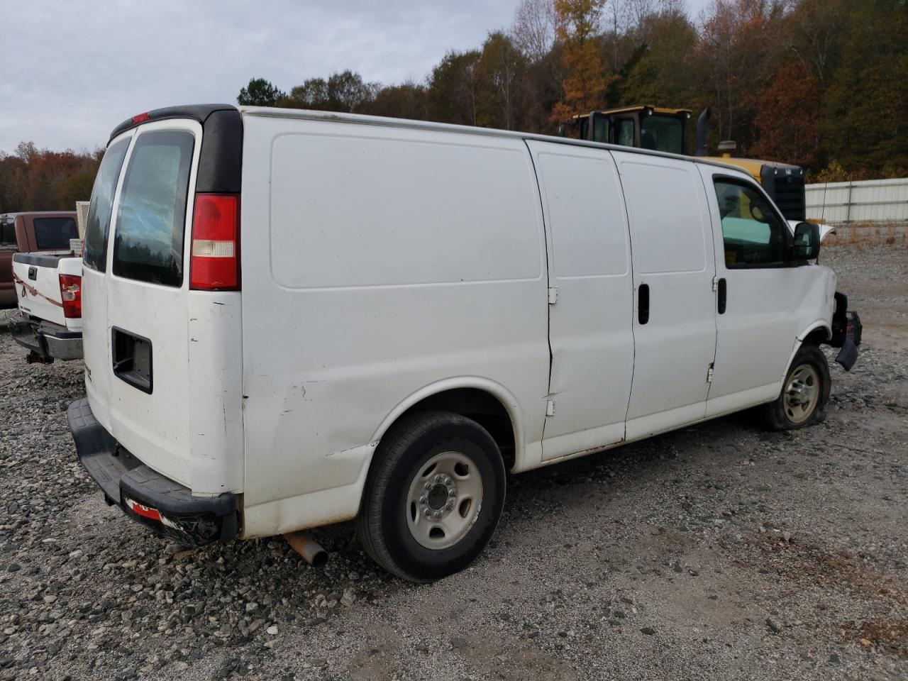 Image 3 of 2013 CHEVROLET EXPRESS G2500  2013 with VIN 1GCWGFBA0D1185763