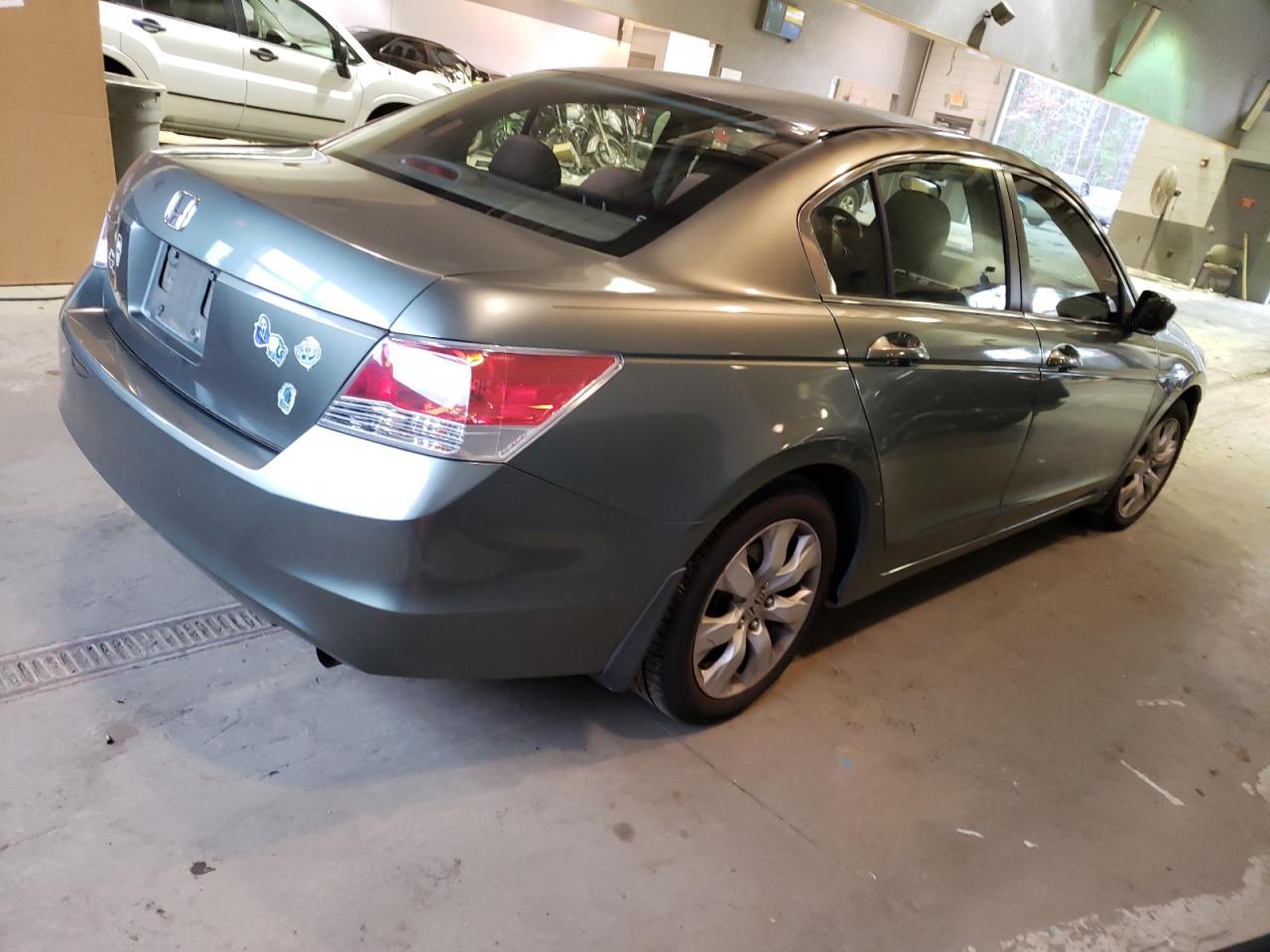 Изображение 3 2008 HONDA ACCORD EX 2008 с VIN 1HGCP26748A143436