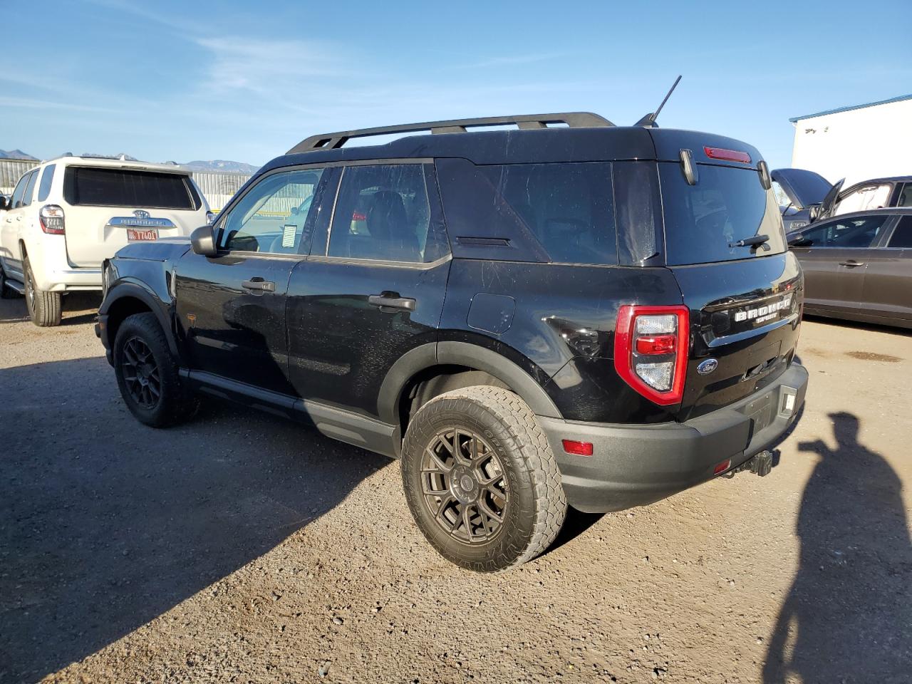 Изображение 2 2021 FORD BRONCO SPORT BADLANDS 2021 с VIN 3FMCR9D95MRA58350