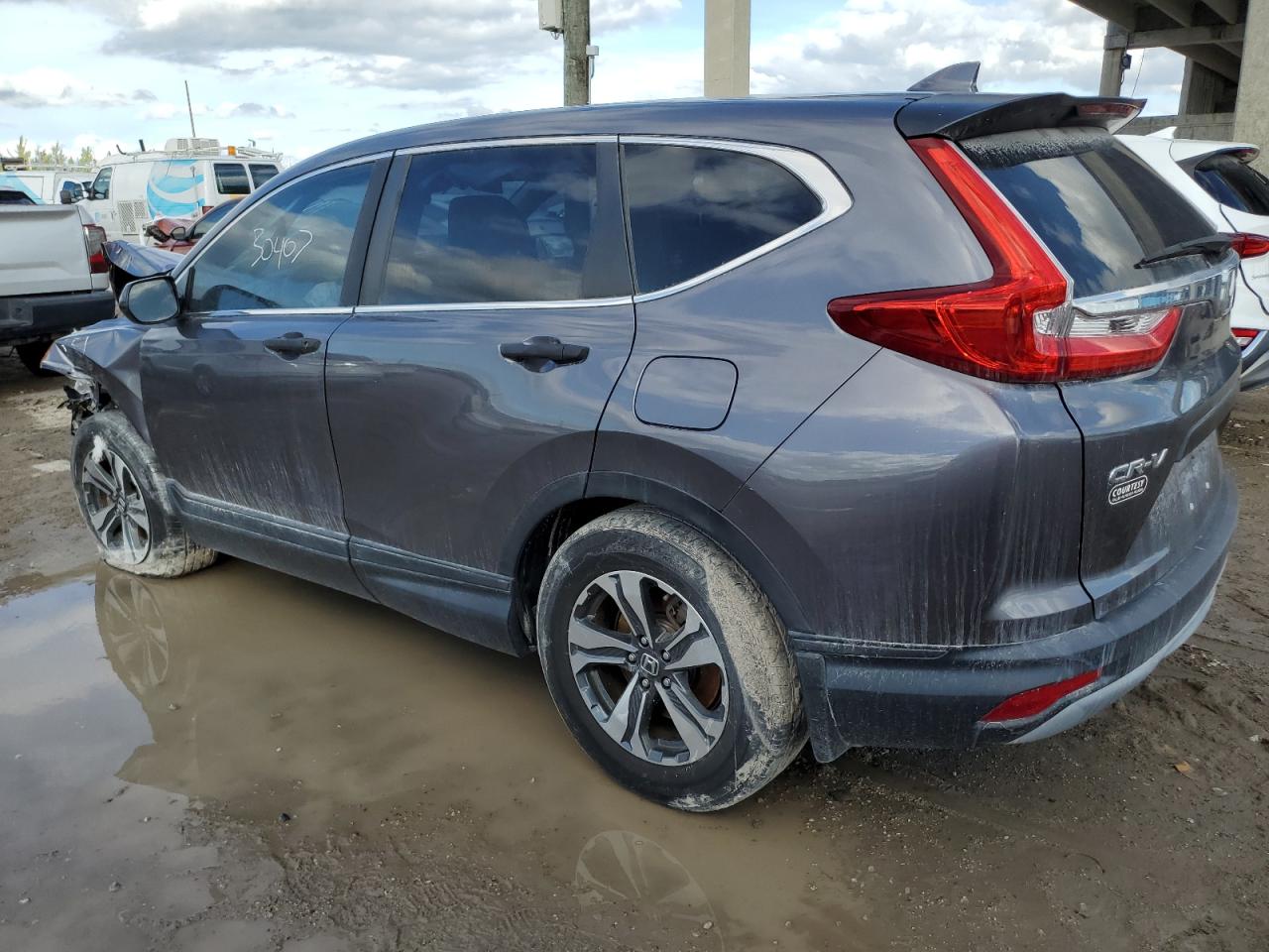 Image 2 of 2019 HONDA CR-V LX 2019 with VIN 2HKRW5H39KH402302