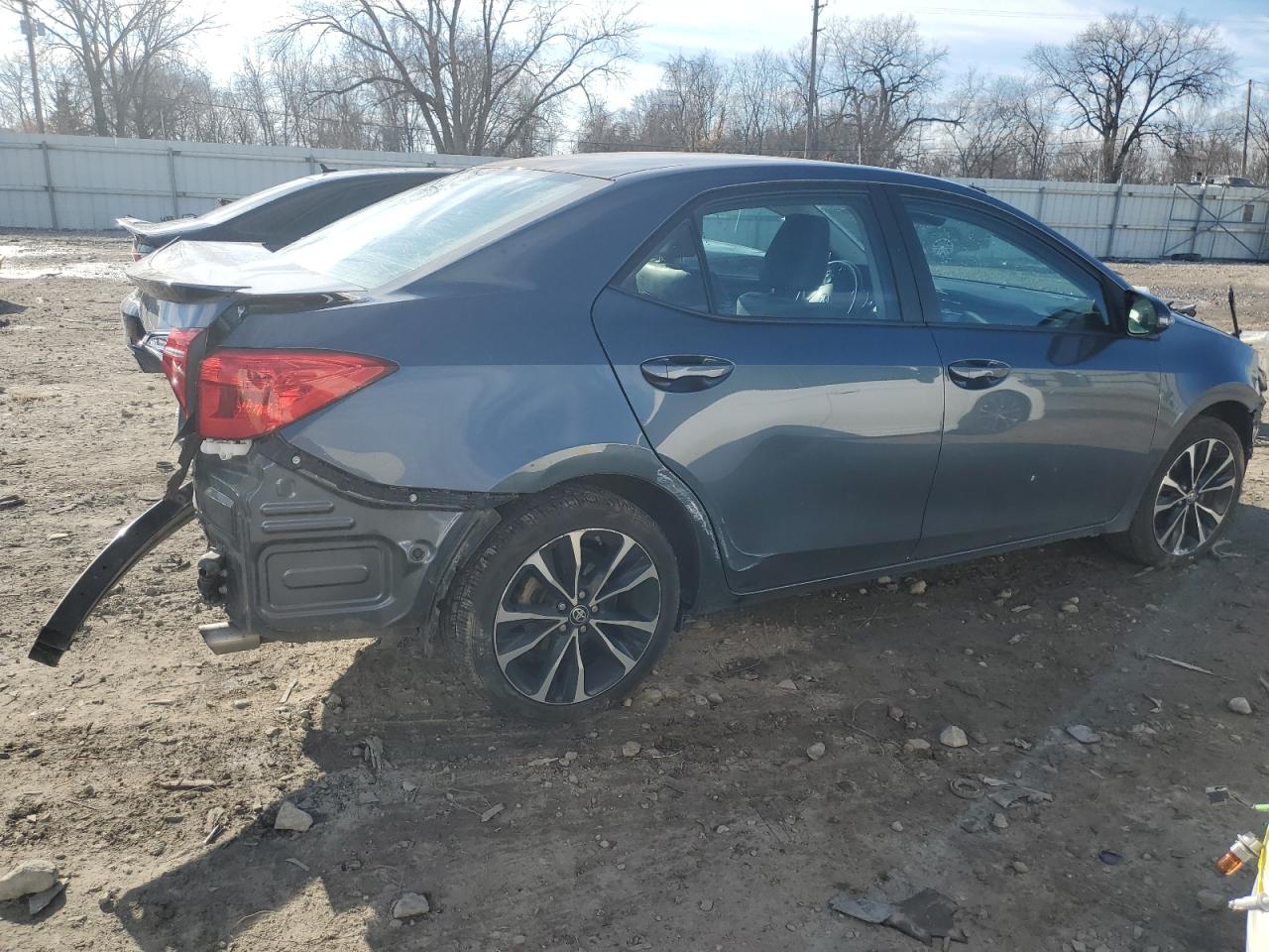 Image 3 of 2018 TOYOTA COROLLA L 2018 with VIN 2T1BURHE7JC004216