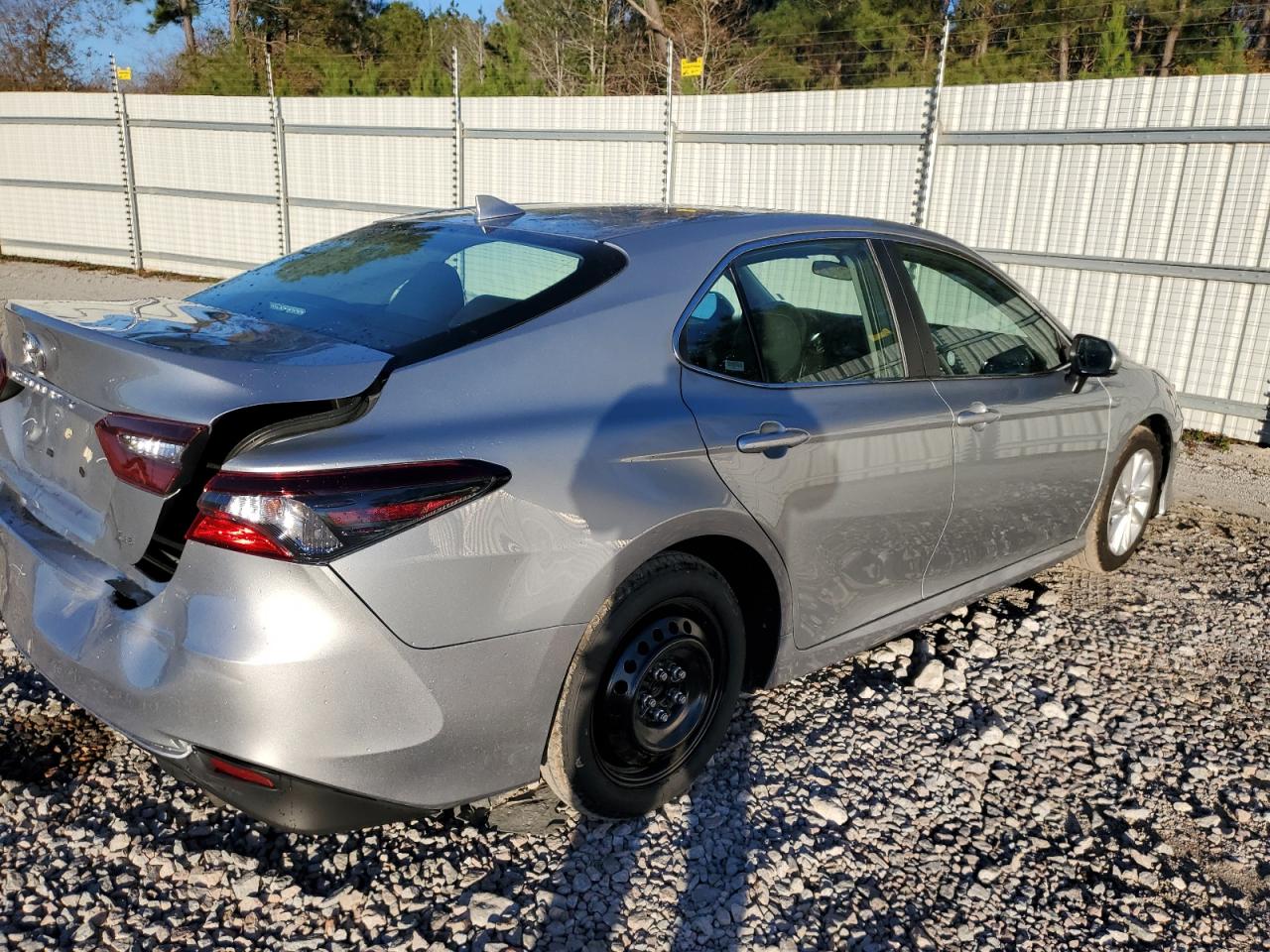 Изображение 3 2023 TOYOTA CAMRY LE 2023 с VIN 4T1C11AK6PU177697