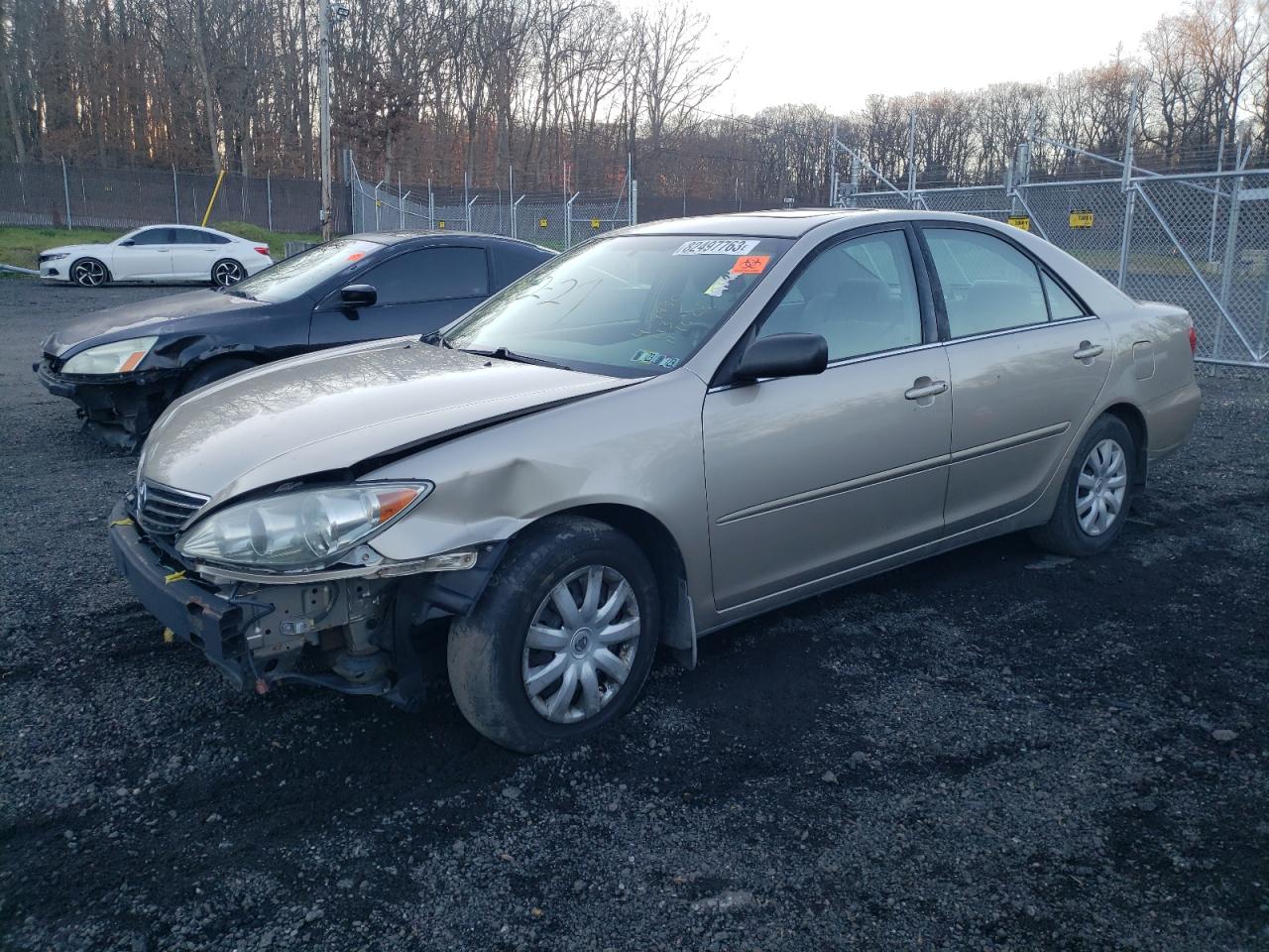 Obraz 1 z 2005 TOYOTA CAMRY LE 2005 z VIN 4T1BE32K65U609597