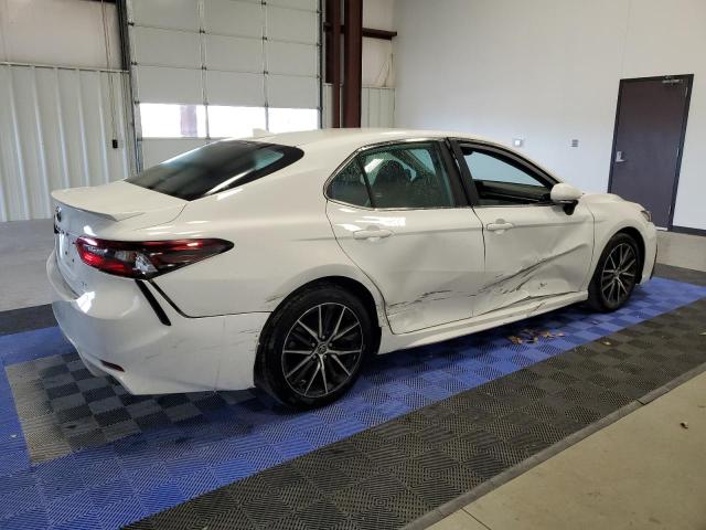 Obraz 3 z 2022 TOYOTA CAMRY SE 2022 z VIN 4T1G11AK9NU630161